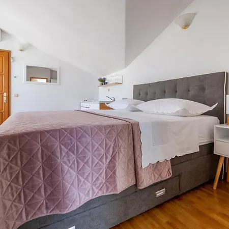 Center Of Apartment Makarska